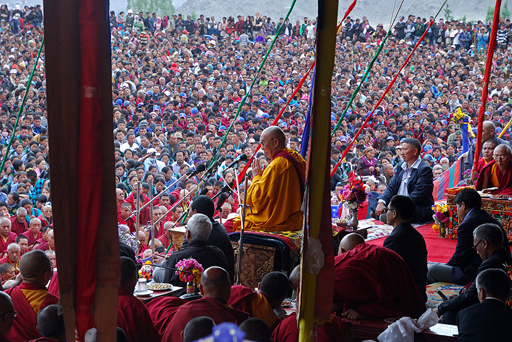 Dalai Lama hlt Ansprache in Leh, Ladakh 