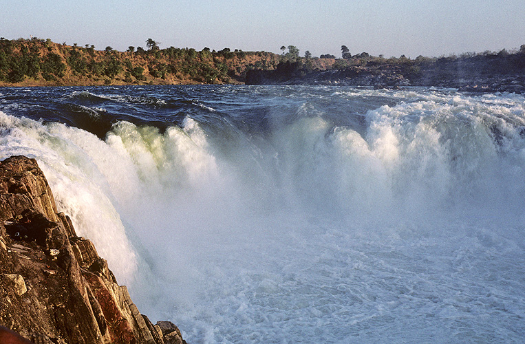 Wasserfall nahe Jabalpur, Madhya Pradesh - Narmada-Fluss 08