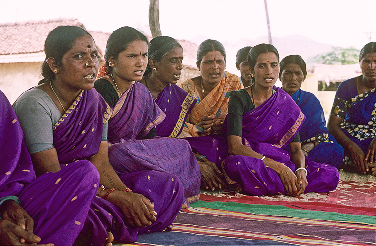 Selbsthilfegruppe von Frauen in Karnataka