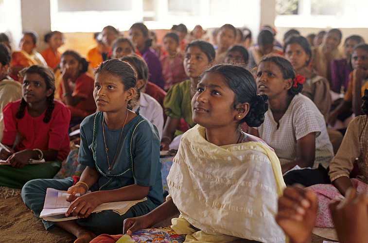 Schulkinder in Dorf nahe Hyderabad, Telengana