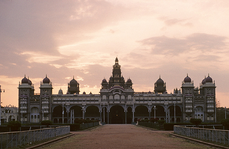 Stadtschloss des Maharaja von Mysore, Karnataka - Geschichte 06