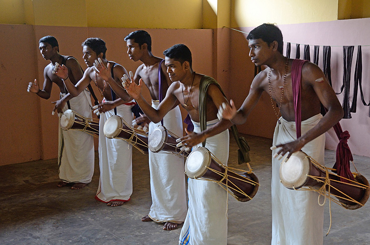 Trommelschüler in Kerala