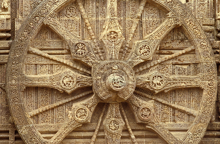 Wagenrad, aus Stein geschnitzt, Konarak-Tempel, Orissa