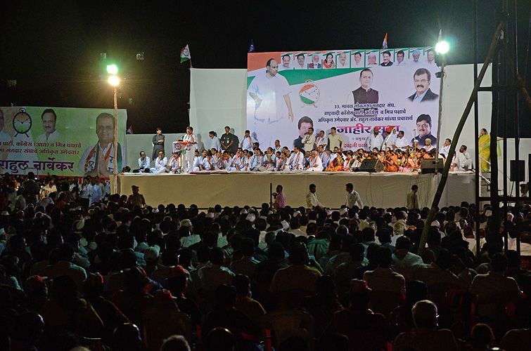 Wahlkampf-Veranstaltung in Pune