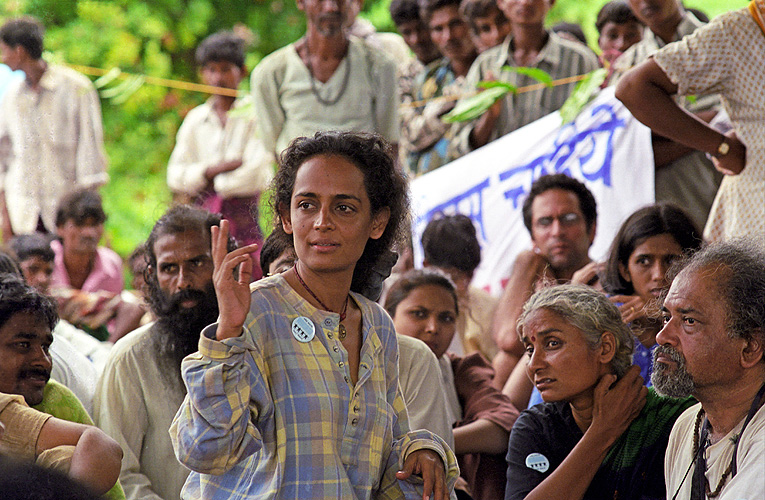 Inspirieren den Protest: Arundhati Roy, Medha Patkar, Sujit Patwardhan