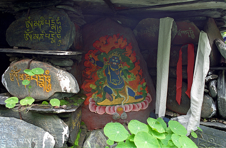 Geisterbild in einem Chorten, Dharamsala