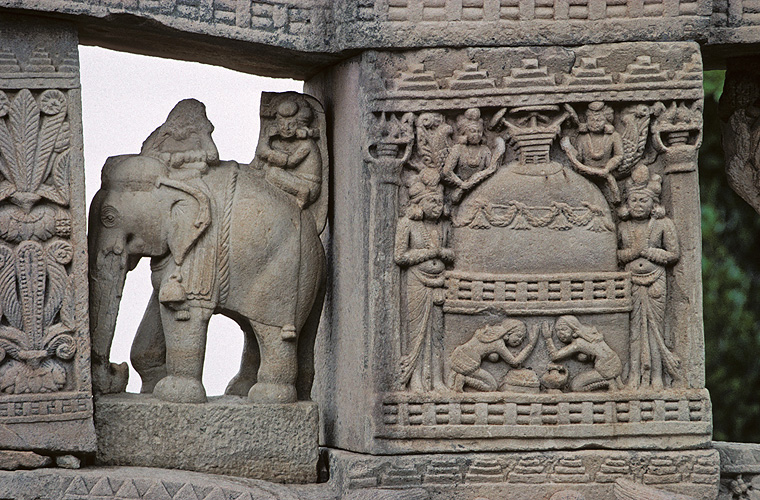 Detail des buddhistschen Tors in Sanchi