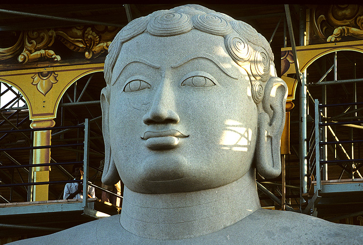 Statue des Jain-Mönchs Bahubali in Sravanabelgola, Karnataka  